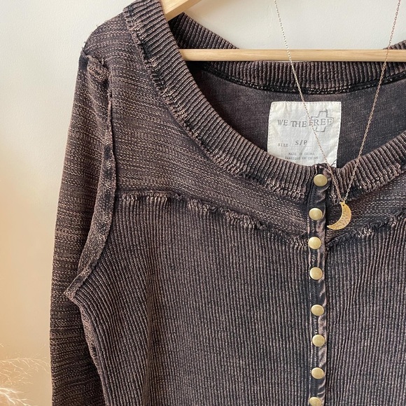 Free People long sleeve - Picture 5 of 6